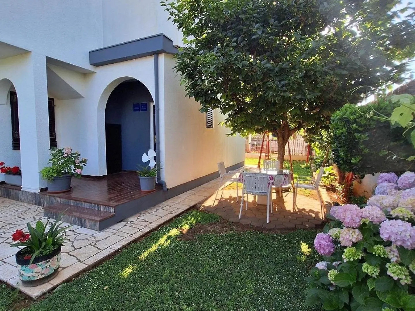 Ferienwohnung Fuer 4 Personen Ca 80 Qm In Valbandon, Istrien Istrische Riviera Lägenhet